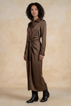 Alessia Satin Maxi