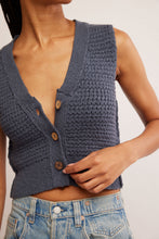 Ava Vest