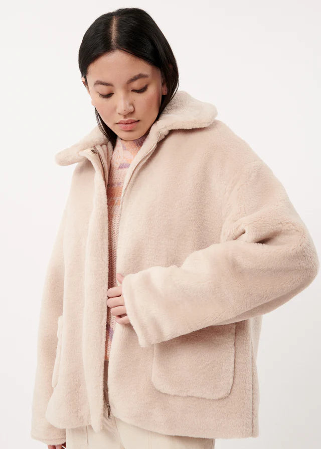 Lonnie Coat