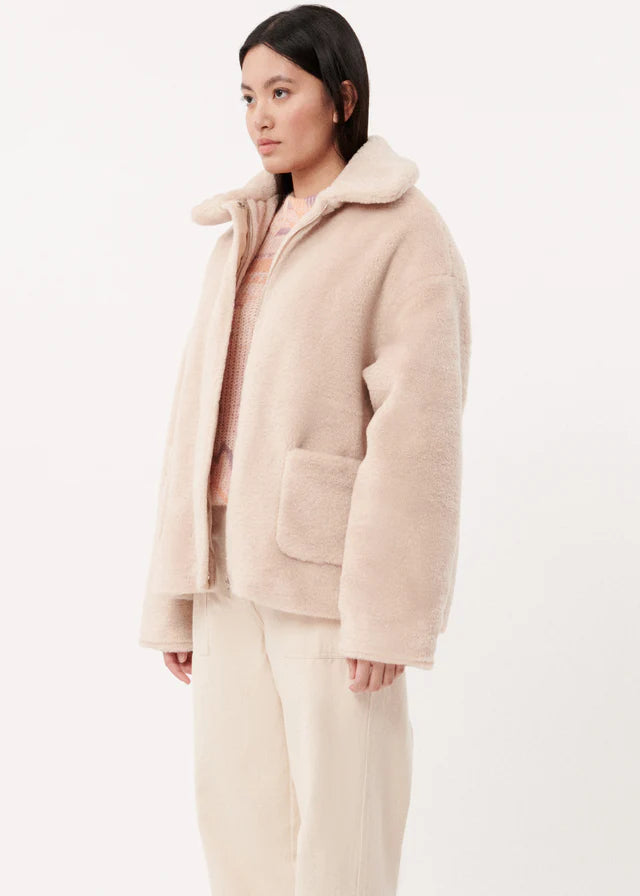 Lonnie Coat