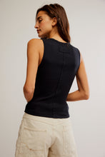 Neria Tank