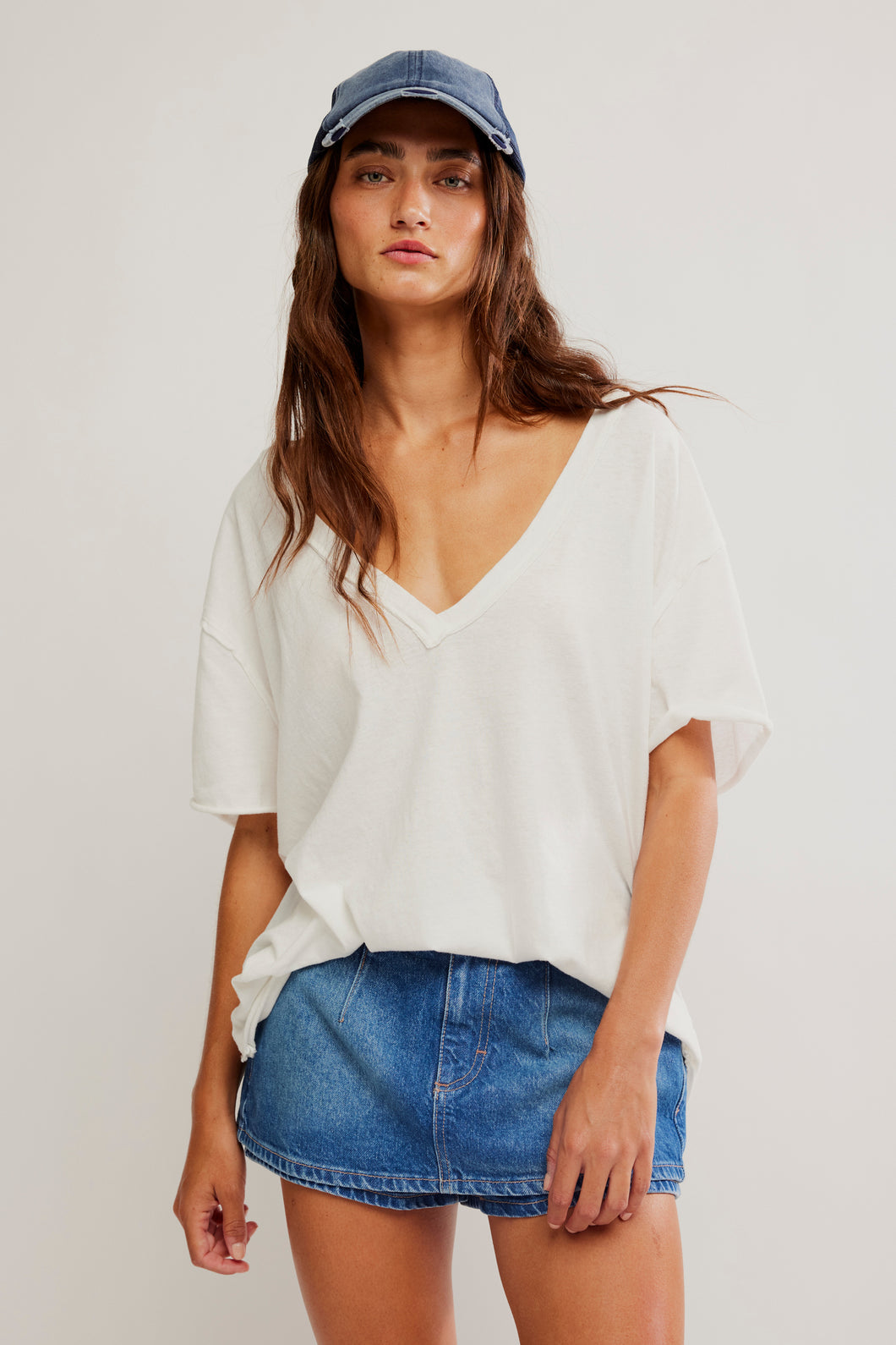 Nina V Tee