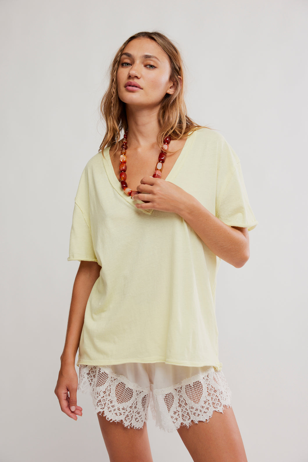 Nina V Tee