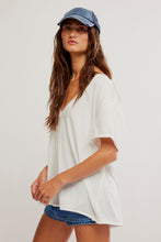 Nina V Tee