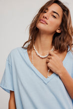 Nina V Tee