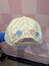 Oopsie Daisies Hat